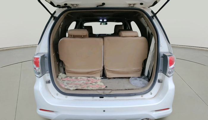 2012 Toyota Fortuner 3.0 4X2 AT, Diesel, Automatic, 1,55,203 km, exterior