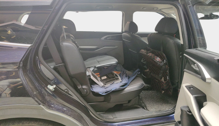 2023 KIA CARENS  PRESTIGE PLUS 1.5 TURBO PETROL IMT 7 STR , Petrol, Manual, 34,507 km, interior