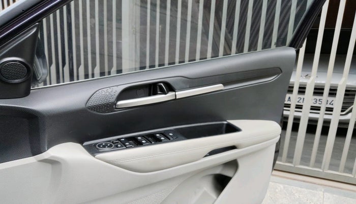 2024 KIA SONET HTX 1.5 DIESEL MT, Diesel, Manual, 23,945 km, interior