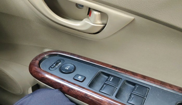 2015 Honda Mobilio 1.5L I-VTEC S, Petrol, Manual, 73,792 km, interior