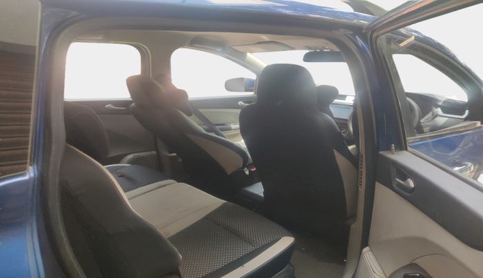 2019 Renault TRIBER RXZ, Petrol, Manual, 92,867 km, interior