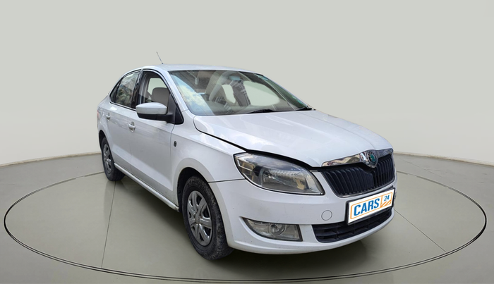 2012 Skoda Rapid AMBITION 1.6 TDI CR MT PLUS, Diesel, Manual, 1,52,999 km, exterior