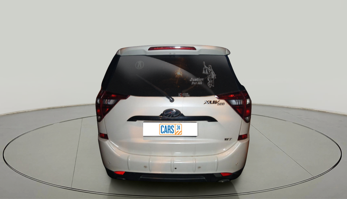 2020 Mahindra XUV500 W7, Diesel, Manual, 1,22,089 km, exterior