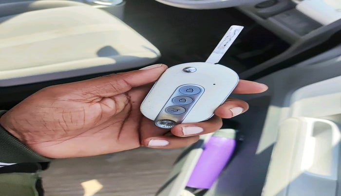 2023 MG COMET PLAY, Electric, Automatic, 40,144 km, interior