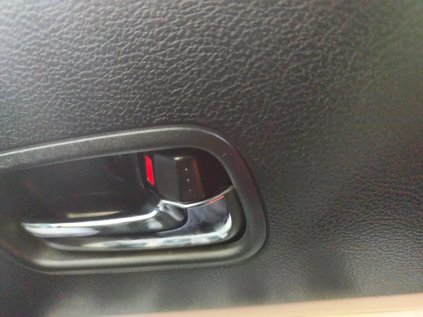 2024 Maruti IGNIS ALPHA 1.2, Petrol, Manual, 12,430 km, interior