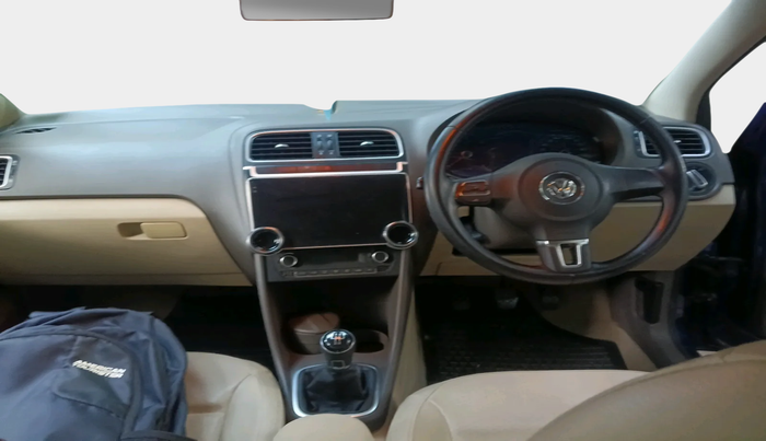 2012 Volkswagen Vento HIGHLINE DIESEL 1.6, Diesel, Manual, 1,37,501 km, interior