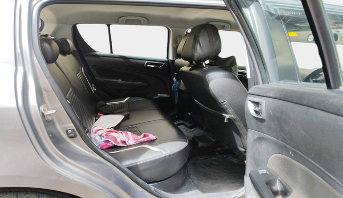 2017 Maruti Swift ZDI, Diesel, Manual, 61,737 km, interior