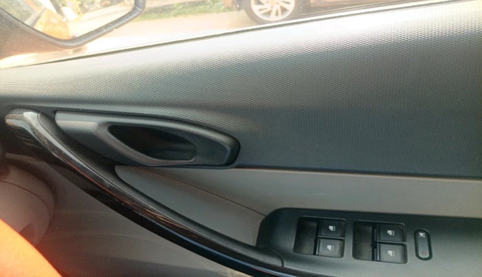 2017 Tata Tiago XM PETROL, Petrol, Manual, 17,000 km, interior