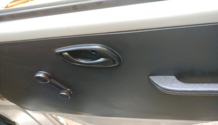 2022 Maruti Eeco 5 STR AC (O), Petrol, Manual, 75,726 km, interior