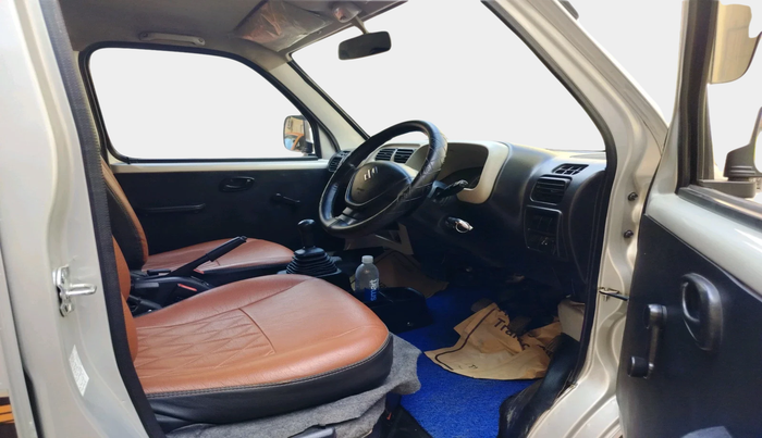 2022 Maruti Eeco 5 STR AC (O), Petrol, Manual, 75,726 km, interior