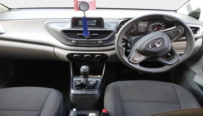 2021 Tata ALTROZ XE PETROL, Petrol, Manual, 35,000 km, interior