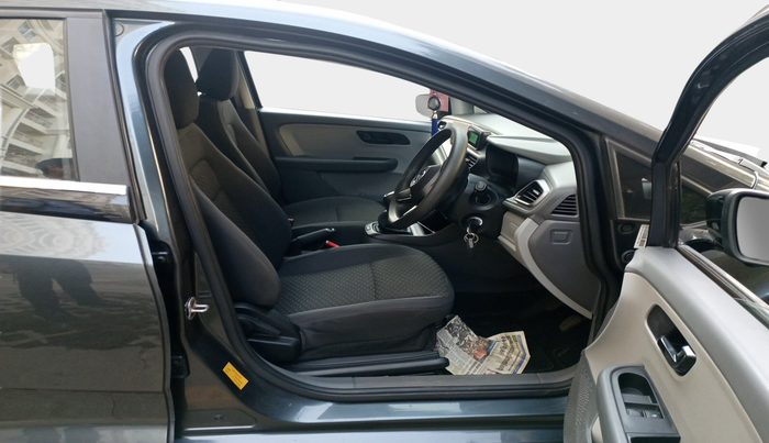 2021 Tata ALTROZ XE PETROL, Petrol, Manual, 35,000 km, interior