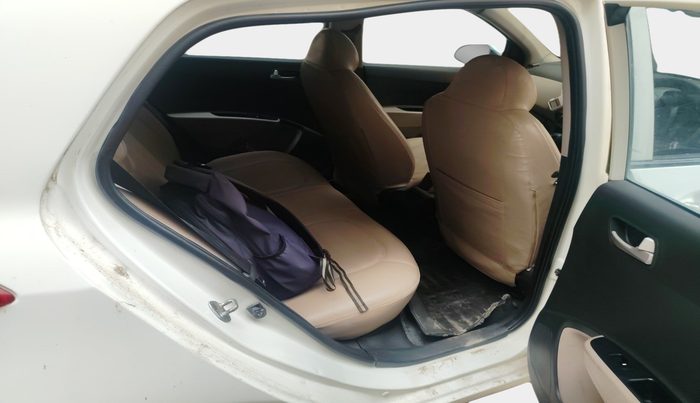 2015 Hyundai Grand i10 ASTA AT 1.2 KAPPA VTVT, Petrol, Automatic, 65,291 km, interior