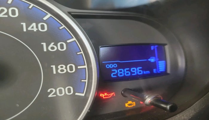 2014 Hyundai i10 SPORTZ 1.1, Petrol, Manual, 28,696 km, interior