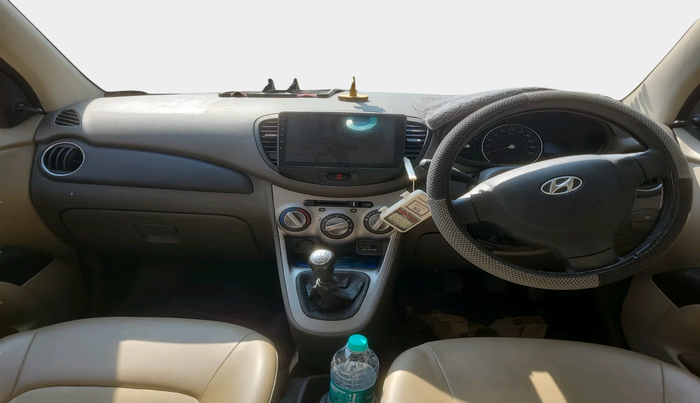 2014 Hyundai i10 SPORTZ 1.1, Petrol, Manual, 28,696 km, interior