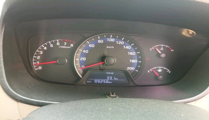 2014 Hyundai Xcent SX 1.2 (O), Petrol, Manual, 99,256 km, interior