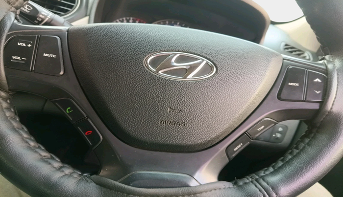 2014 Hyundai Xcent SX 1.2 (O), Petrol, Manual, 99,256 km, interior