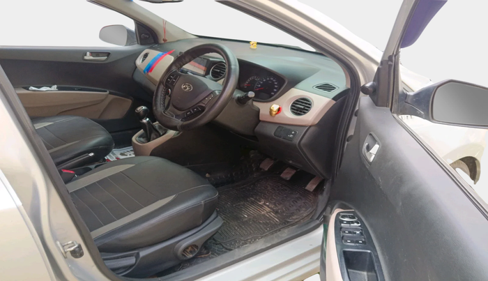 2014 Hyundai Xcent SX 1.2 (O), Petrol, Manual, 99,256 km, interior