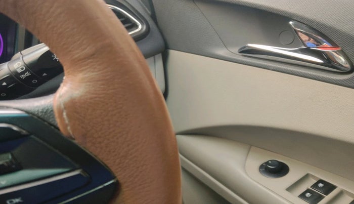 2018 Mahindra MARAZZO M6 7 STR, Diesel, Manual, 82,862 km, interior