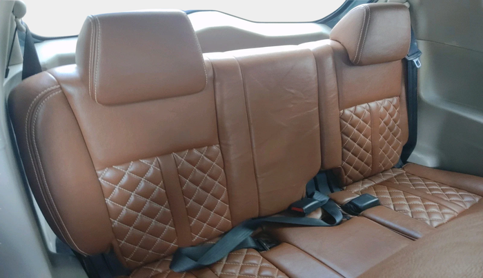 2018 Mahindra MARAZZO M6 7 STR, Diesel, Manual, 82,862 km, interior