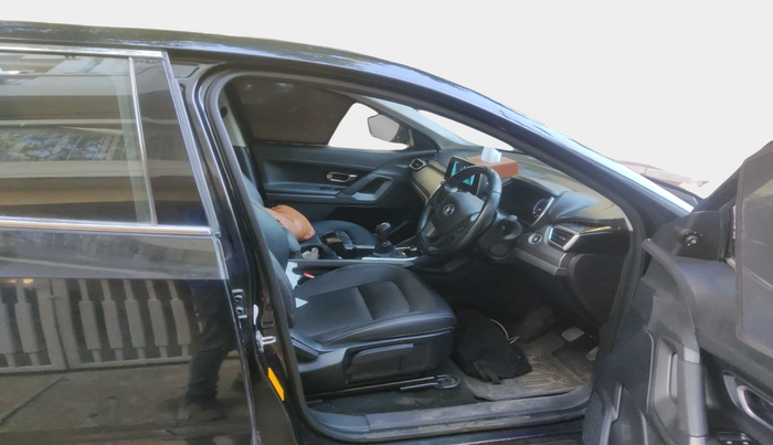 2019 Tata Harrier XZ 2.0L, Diesel, Manual, 89,966 km, interior