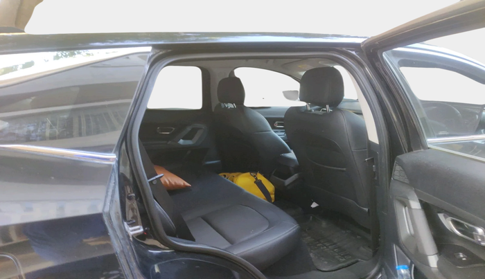2019 Tata Harrier XZ 2.0L, Diesel, Manual, 89,966 km, interior