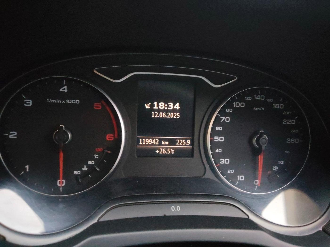 2014 Audi A3 2.0 TDI SLINE, Diesel, Automatic, 1,19,942 km, interior