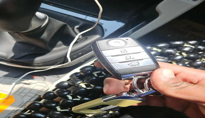 2023 KIA CARENS PRESTIGE PLUS 1.5 IMT DIESEL 7 STR, Diesel, Manual, 25,940 km, interior