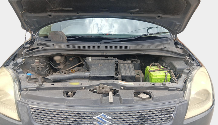 2011 Maruti Swift VXI, Petrol, Manual, 1,35,864 km, exterior