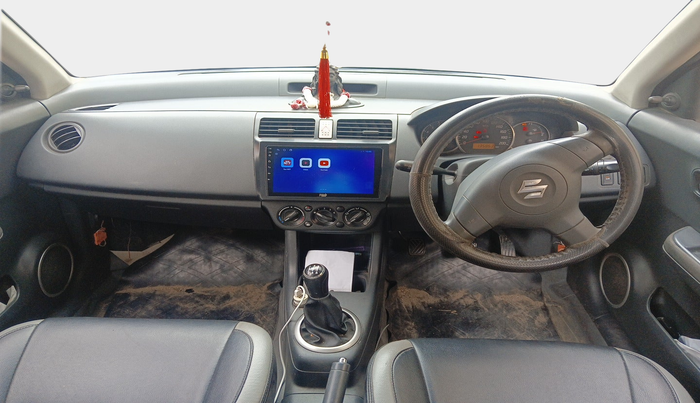 2011 Maruti Swift VXI, Petrol, Manual, 1,35,864 km, interior
