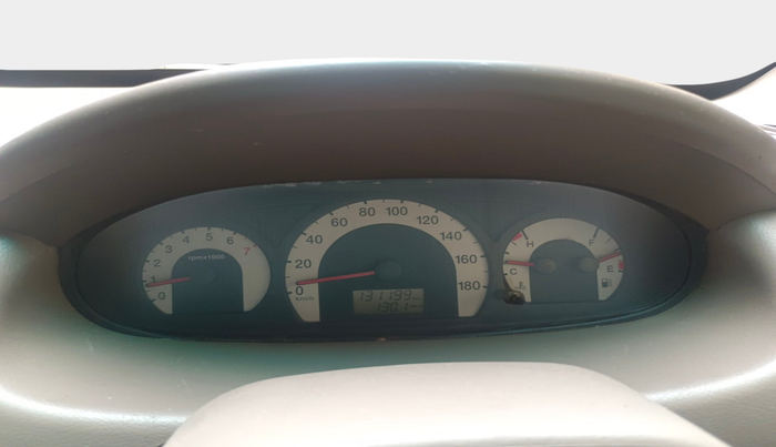 2011 Mahindra Xylo E4, Diesel, Manual, 1,31,199 km, interior