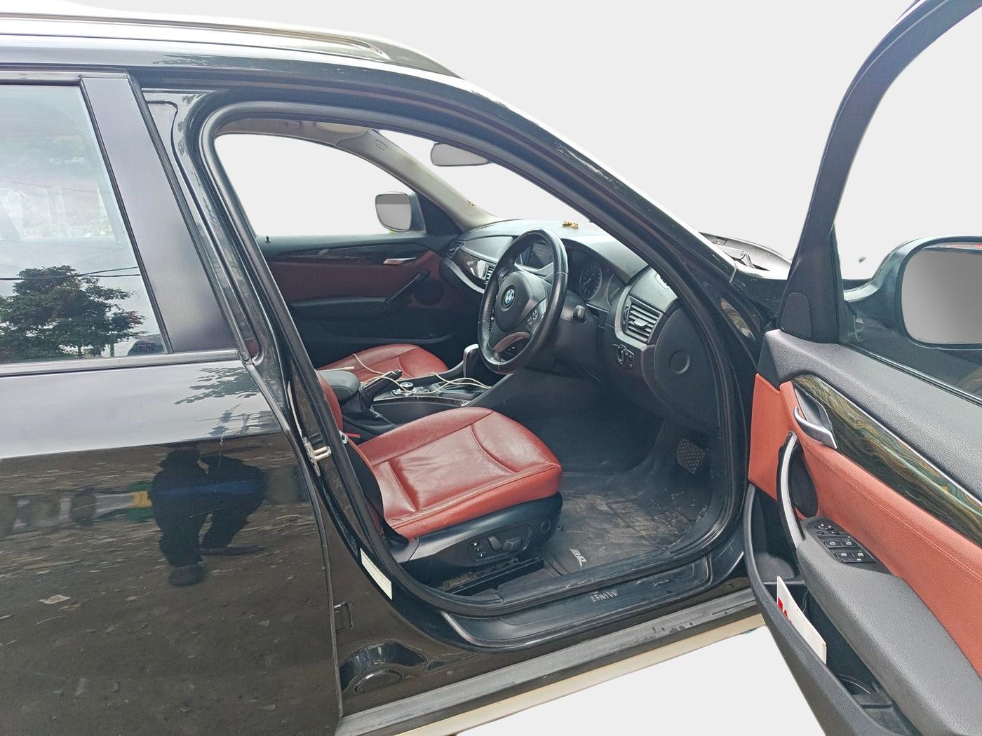 2012 BMW X1 sDrive20d, Diesel, Automatic, 1,11,000 km, interior