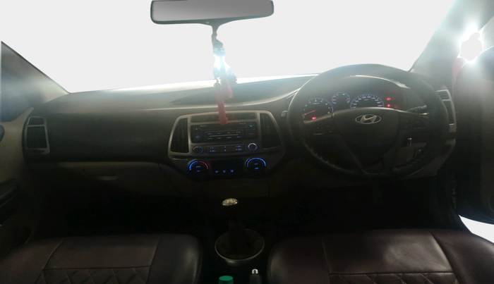 2013 Hyundai i20 SPORTZ 1.2, Petrol, Manual, 66,881 km, interior