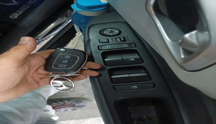 2023 Hyundai GRAND I10 NIOS SPORTZ 1.2 KAPPA VTVT, Petrol, Manual, 11,506 km, interior