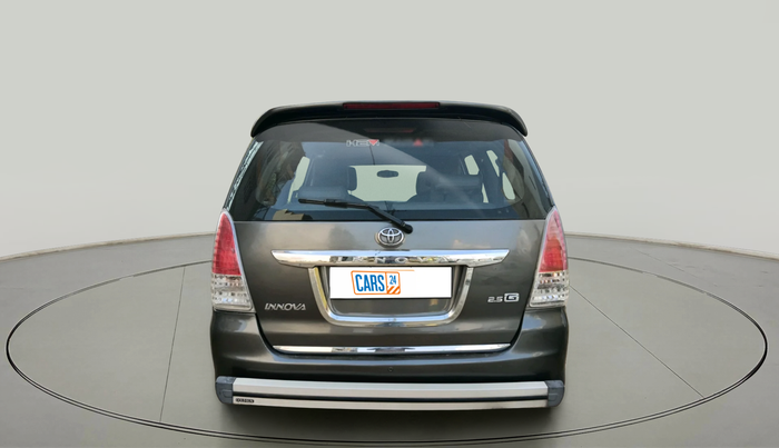 2011 Toyota Innova 2.5 G4 7 STR, Diesel, Manual, 1,41,374 km, exterior