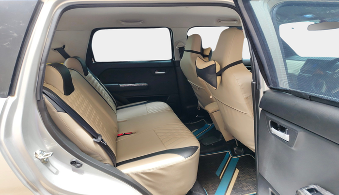 2022 Maruti New Wagon-R ZXI 1.2, Petrol, Manual, 16,158 km, interior