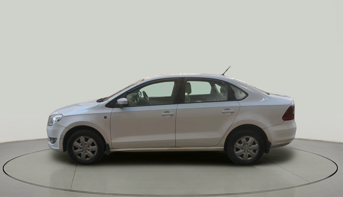 2013 Skoda Rapid AMBITION 1.6 TDI CR MT, Diesel, Manual, 1,16,500 km, exterior