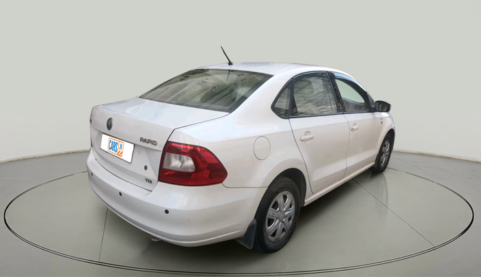 2013 Skoda Rapid AMBITION 1.6 TDI CR MT, Diesel, Manual, 1,16,500 km, exterior