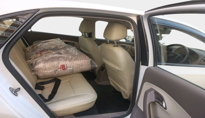 2013 Skoda Rapid AMBITION 1.6 TDI CR MT, Diesel, Manual, 1,16,500 km, interior