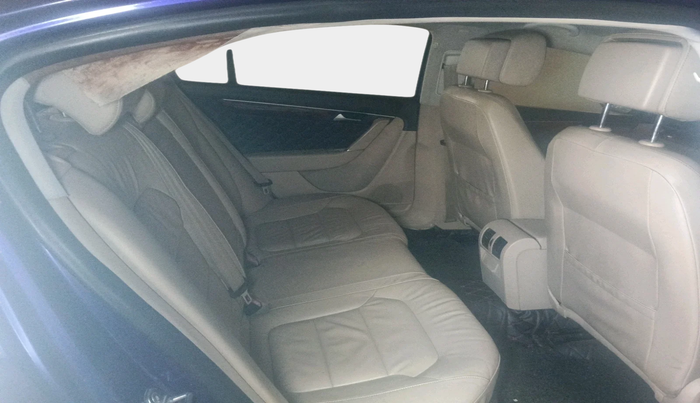 2011 Volkswagen Passat COMFORTLINE DSG, Diesel, Automatic, 1,10,919 km, interior