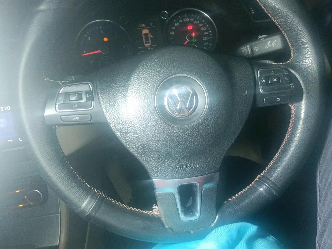2011 Volkswagen Passat COMFORTLINE DSG, Diesel, Automatic, 1,10,919 km, interior