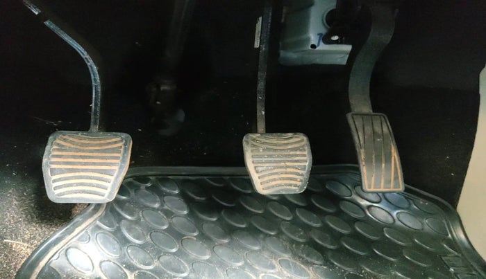 2021 Mahindra XUV300 W8 1.5 DIESEL, Diesel, Manual, 55,466 km, interior