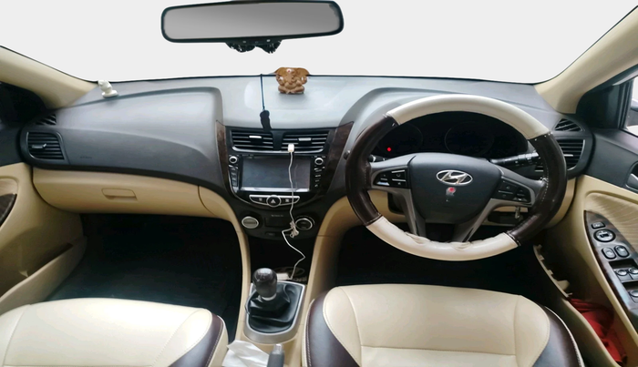 2017 Hyundai Verna 1.6 VTVT SX, Petrol, Manual, 61,843 km, interior