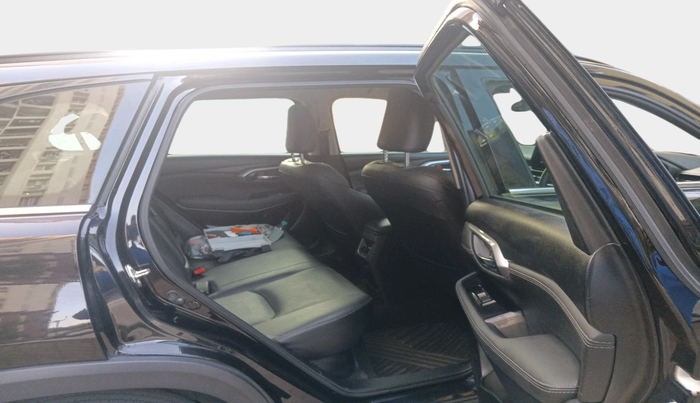 2023 Toyota URBAN CRUISER HYRYDER V HYBRID, Hybrid, Automatic, 33,164 km, interior