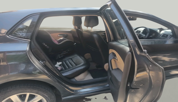 2016 Volkswagen Polo HIGHLINE1.2L, Petrol, Manual, 72,101 km, interior