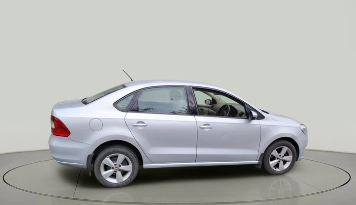 2016 Skoda Rapid AMBITION 1.6 MPI MT PLUS, Petrol, Manual, 87,082 km, exterior