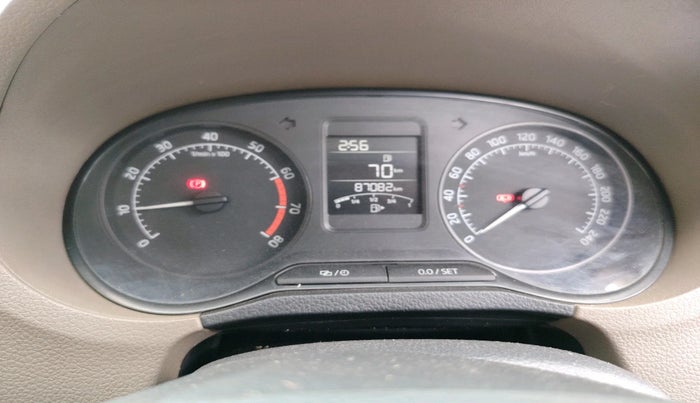 2016 Skoda Rapid AMBITION 1.6 MPI MT PLUS, Petrol, Manual, 87,082 km, interior