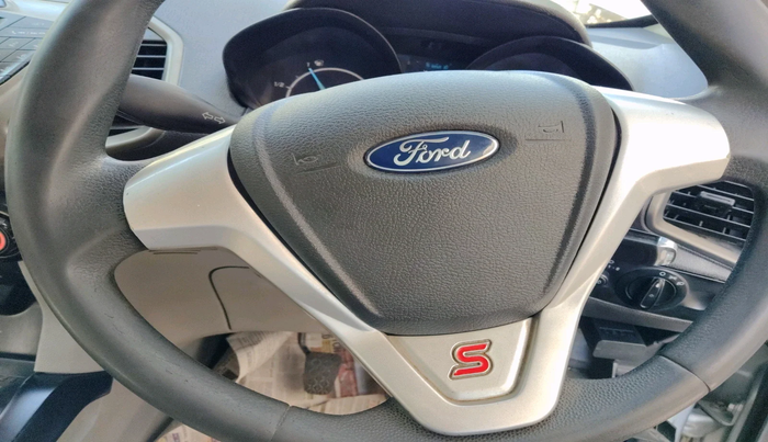 2014 Ford Ecosport TITANIUM 1.5L DIESEL, Diesel, Manual, 1,02,140 km, interior