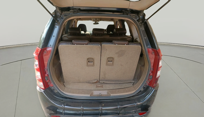 2013 Mahindra XUV500 W8, Diesel, Manual, 1,25,912 km, exterior