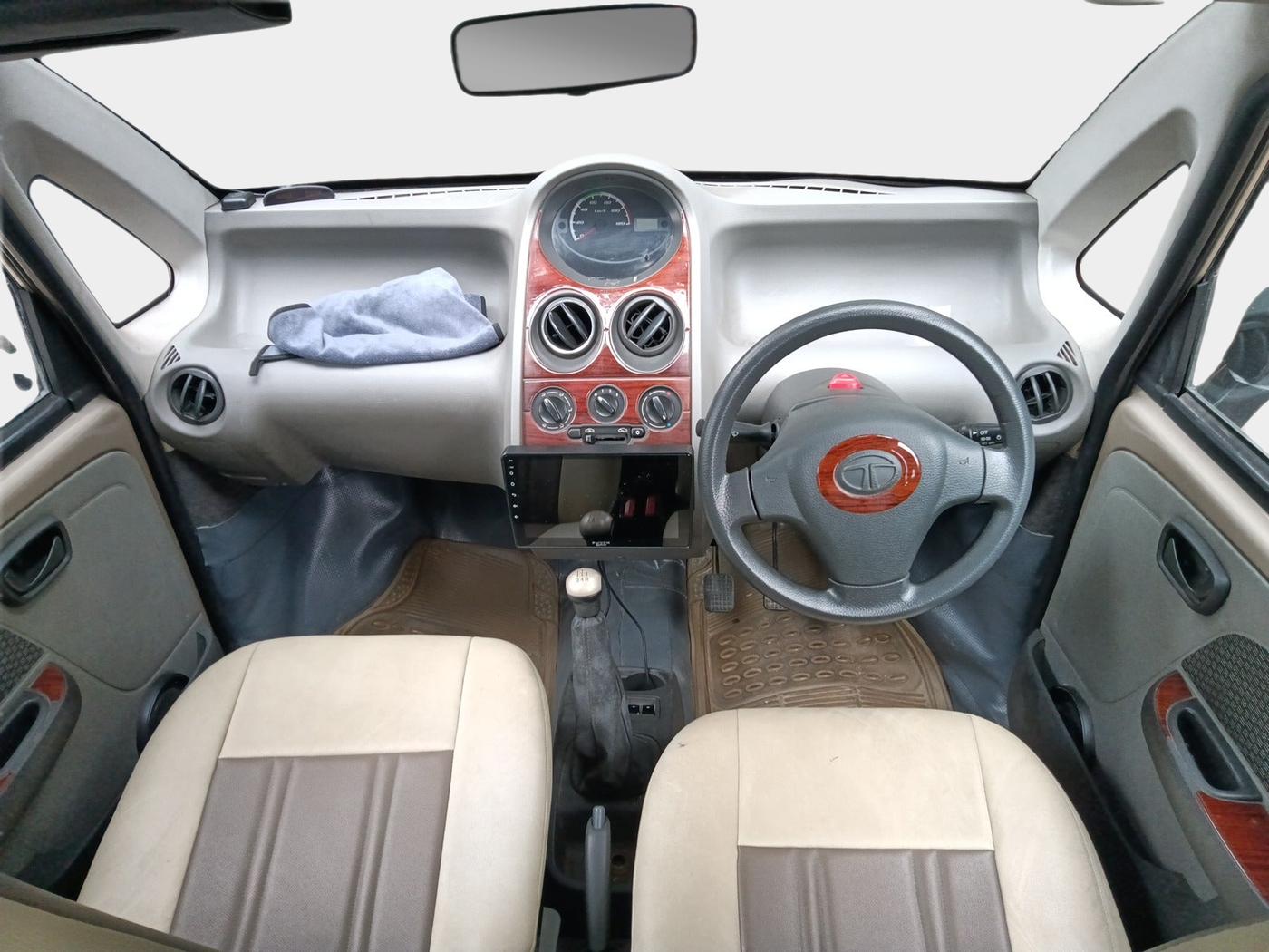 2010 Tata Nano LX, Petrol, Manual, 17,993 km, interior